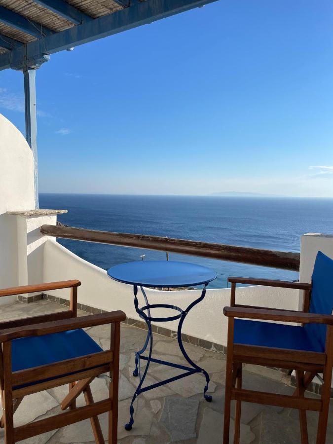 Charakas Horizon Apartment Гаврион Екстериор снимка